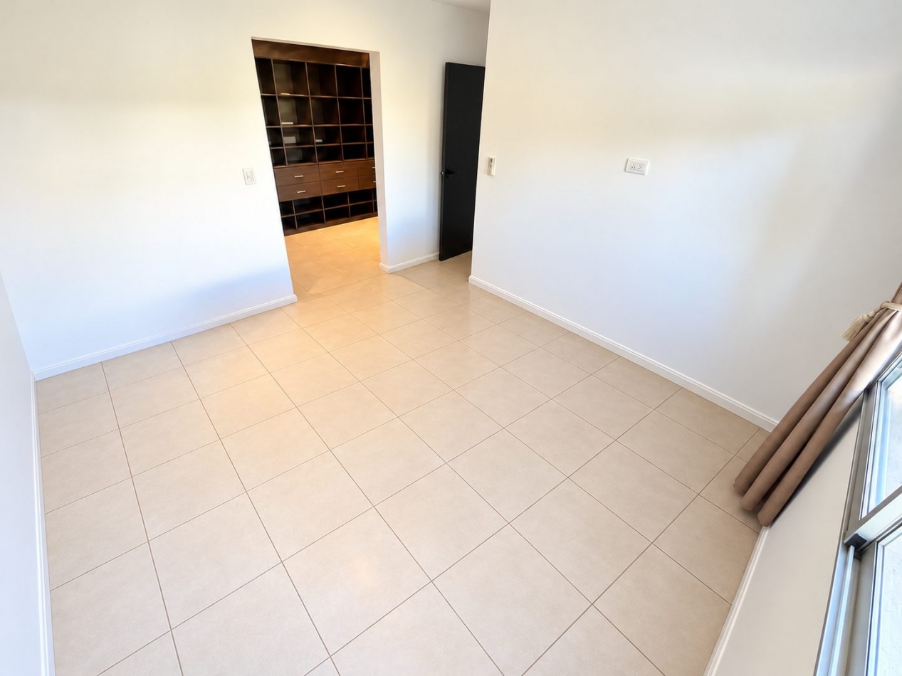 VENTA | CASA MODERNA DE 4 AMBIENTES EN ARENAS DEL SUR