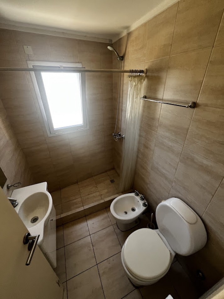 DEPARTAMENTO DE 2 AMBIENTES CON COCHERA Y BALCONES | APTO CREDITO