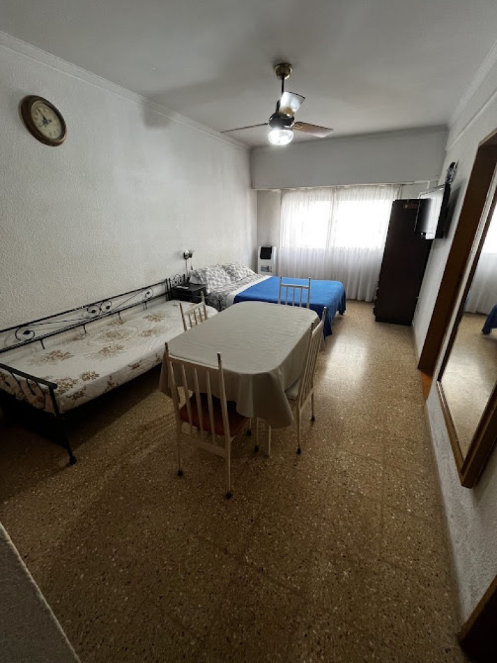 Alquiler Temporario: Departamento para 3 personas  a 1 Cuadra del Mar