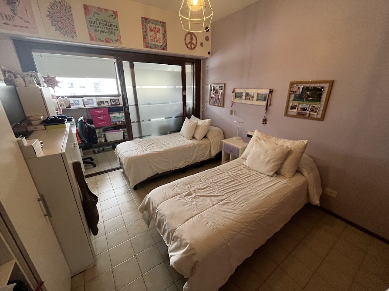 EXCELENTE SEMIPISO DE 3 AMBIENTES AL FRENTE - MUY LUMINOSO -PLAZA MITRE