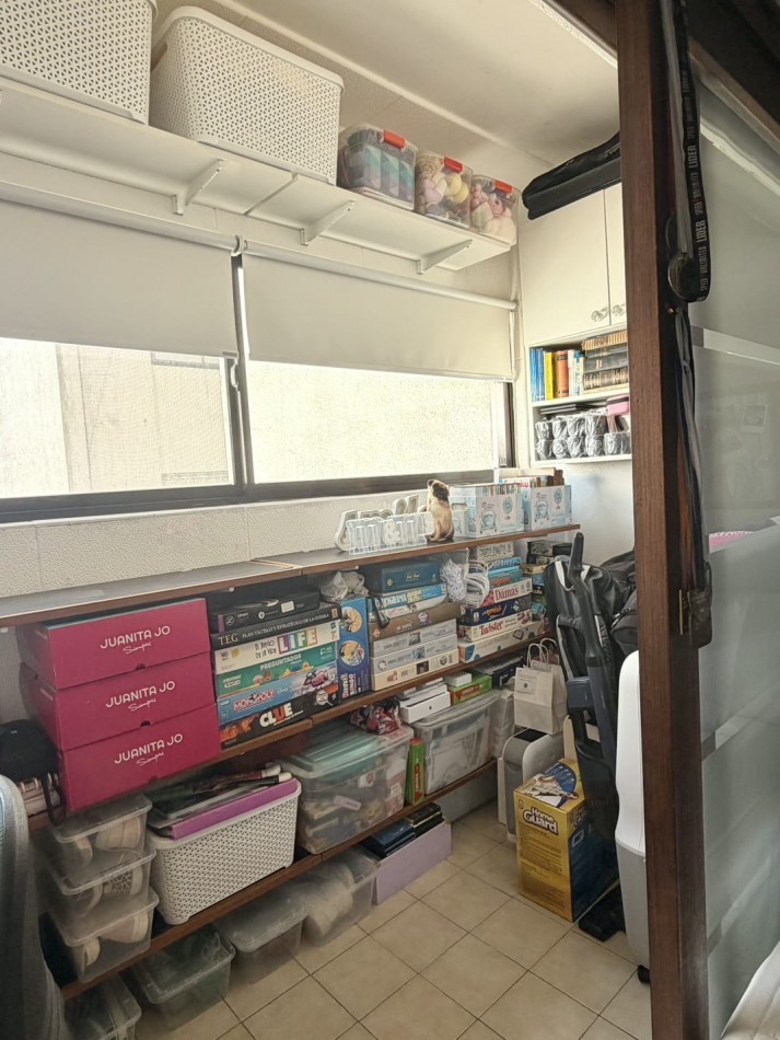 EXCELENTE SEMIPISO DE 3 AMBIENTES AL FRENTE - MUY LUMINOSO -PLAZA MITRE