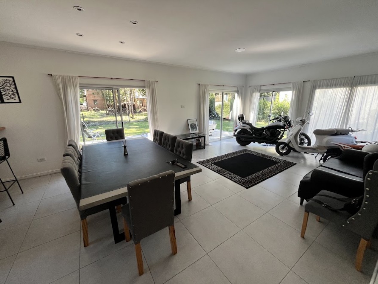 ALQUILER 24 MESES | CASA MODERNA DE 4 AMBIENTES EN ARENAS DEL SUR