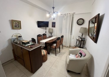Departamento 2 amb al frente zona Varese