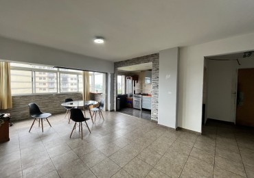 Amplio 4 ambientes con cochera, super luminoso y vistas panoramicas - 100 m² reciclado