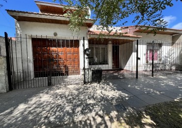 CASA 4 AMBIENTES CON PARQUE Y DEPARTAMENTO EN PLANTA ALTA -APTO CREDITO