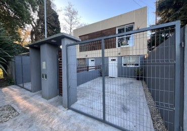  Duplex de 3 ambientes  con Patio  y Parrilla -Santa Monica 